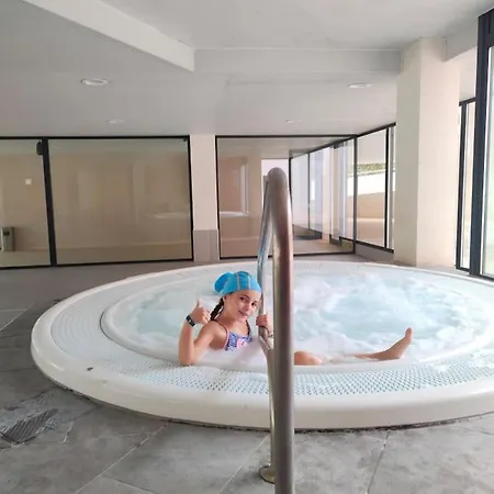Apartament Luxurycambrils Resort&spa