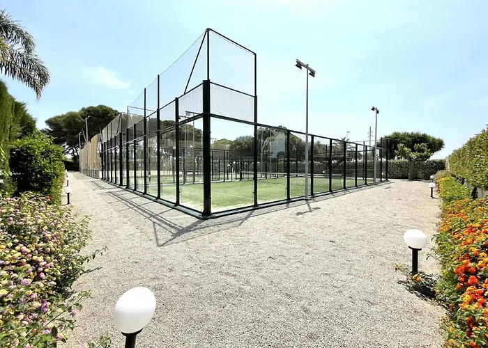 Luxurycambrils Resort&spa