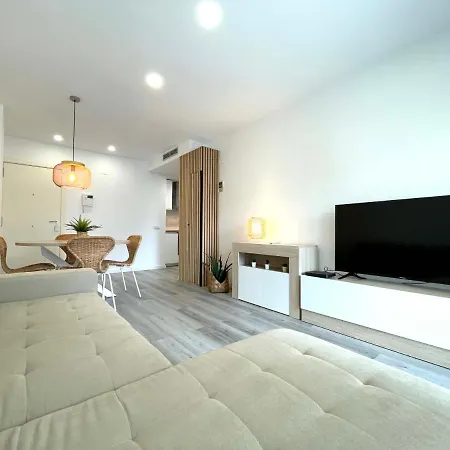 Luxurycambrils Resort&spa Apartman