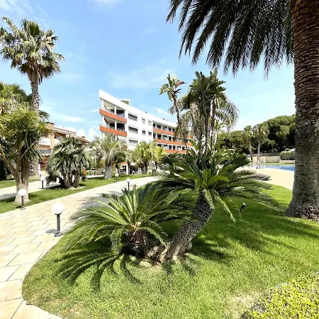 Luxurycambrils Resort&spa Apartmán